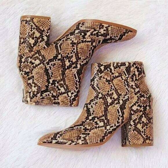 NWT Steve Madden Juliana Snakeskin Embossed Pointed Toe Block Heel Ankle Booties - Picture 7 of 10
